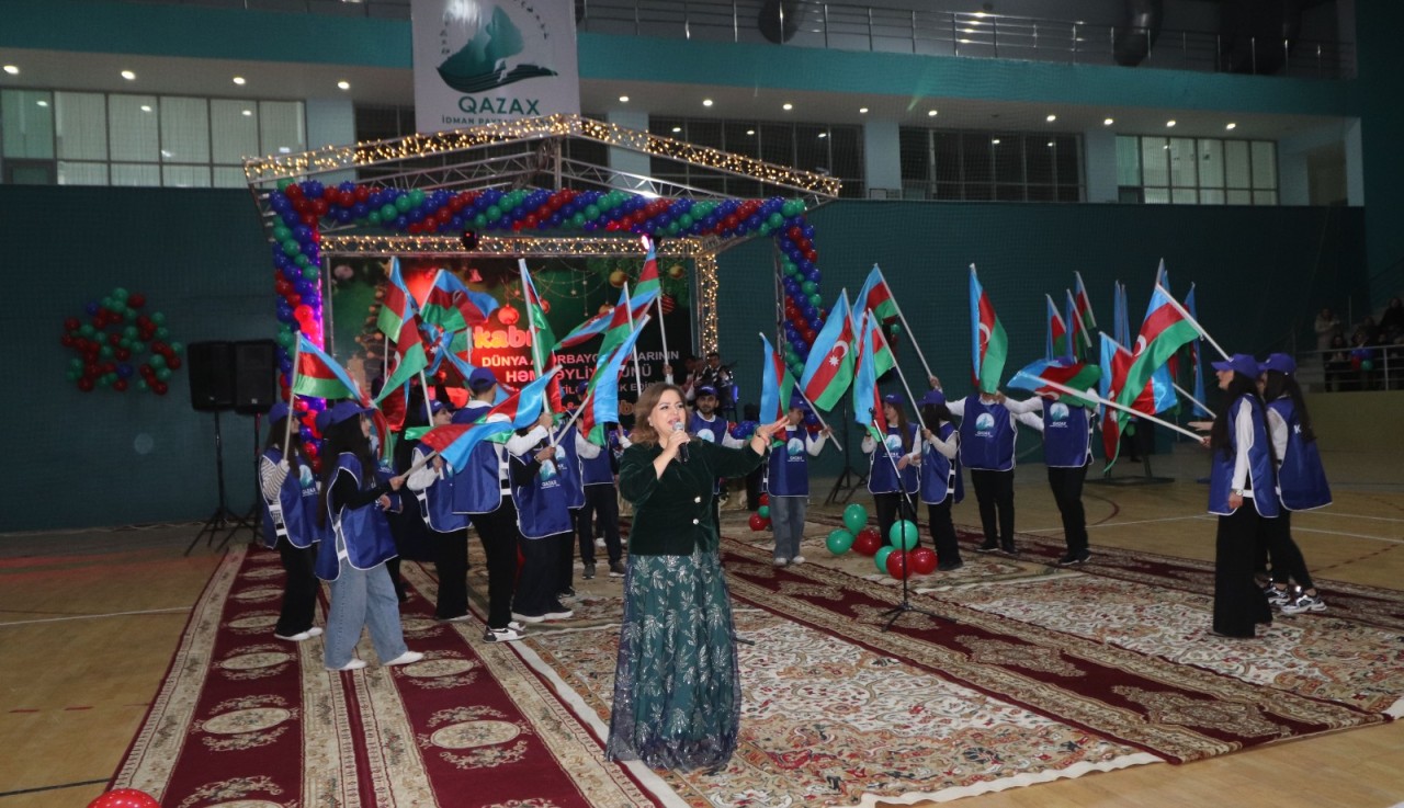 Qazaxda “Birlik və Həmrəyliklə yeni ilə doğru” adlı bayram tədbiri keçirildi - FOTOLAR